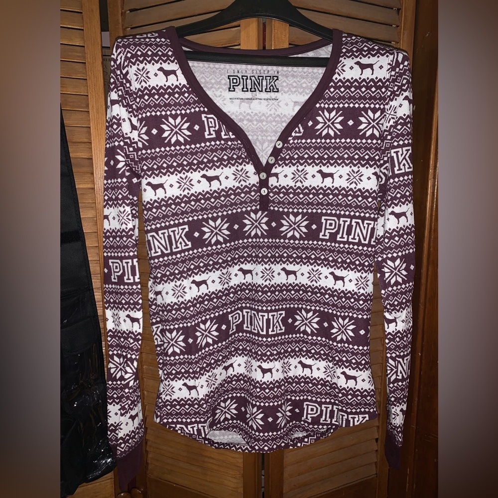 PINK holiday top.